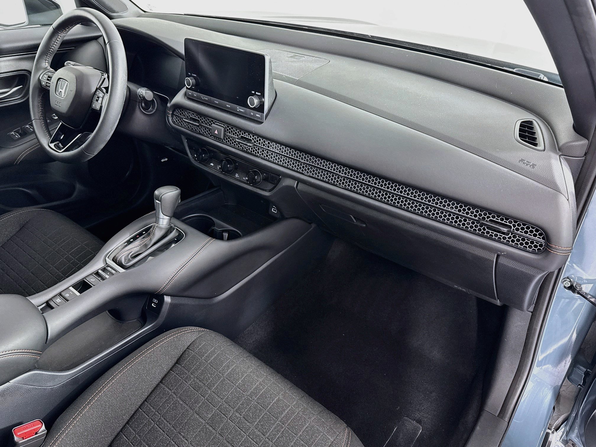Certified 2024 Honda HR-V Sport image 27
