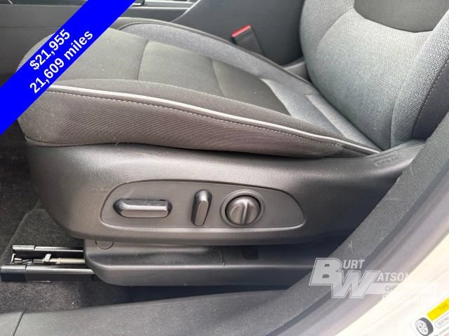 Used 2023 Chevrolet TrailBlazer LT w/ Convenience Package AWD/4WD image 13