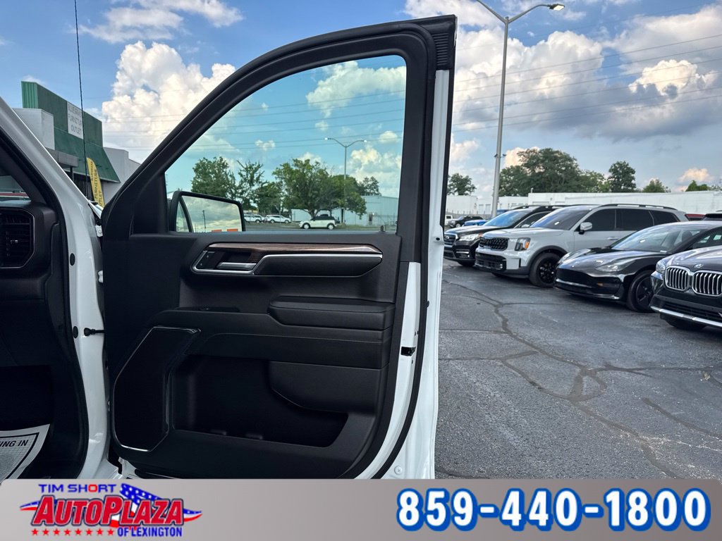 Used 2024 Chevrolet Silverado 1500 LT AWD/4WD image 49