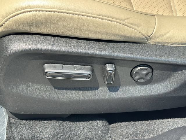 Used 2021 Honda CR-V Touring image 14