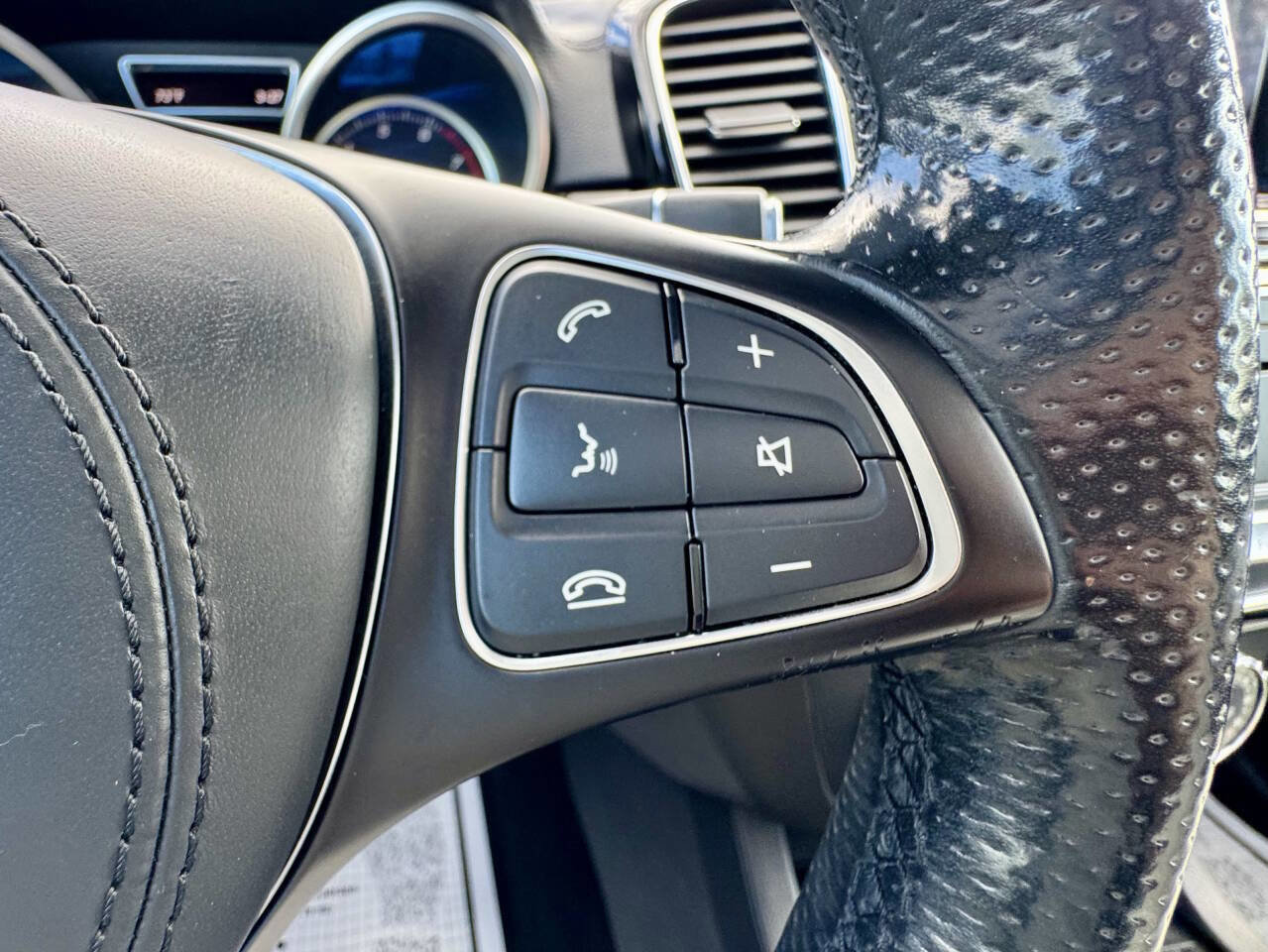 Used 2018 Mercedes-Benz GLS 450 4MATIC image 20