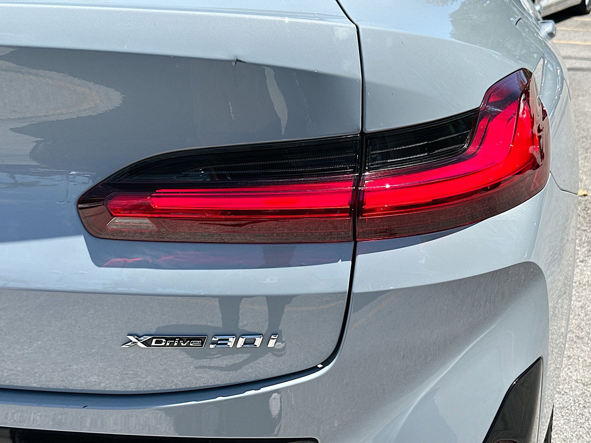 Used 2023 BMW X4 xDrive30i w/ M Sport Package image 32