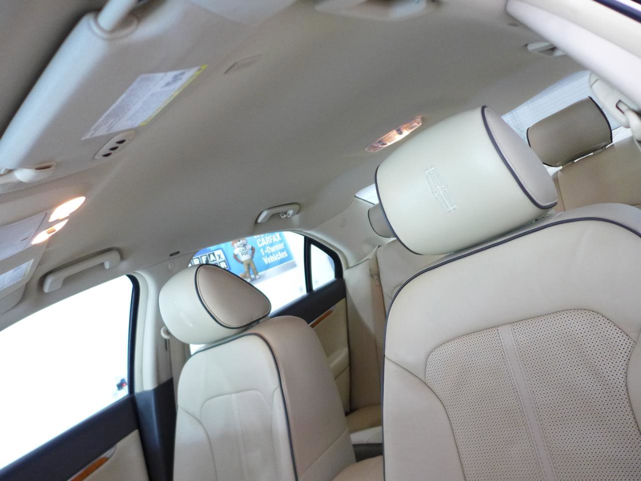 Used 2011 Lincoln MKZ FWD image 57