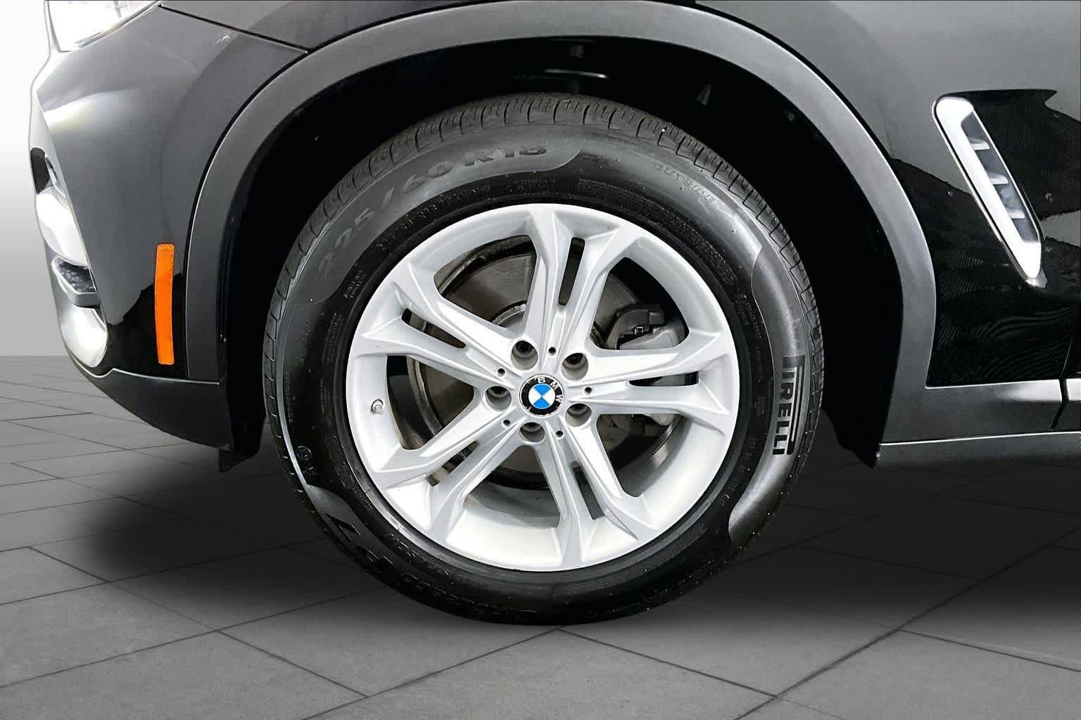 Used 2018 BMW X3 xDrive30i AWD/4WD image 11