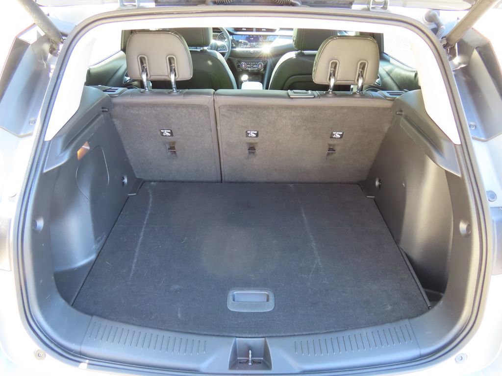 Certified 2023 Buick Encore GX Select AWD/4WD image 15