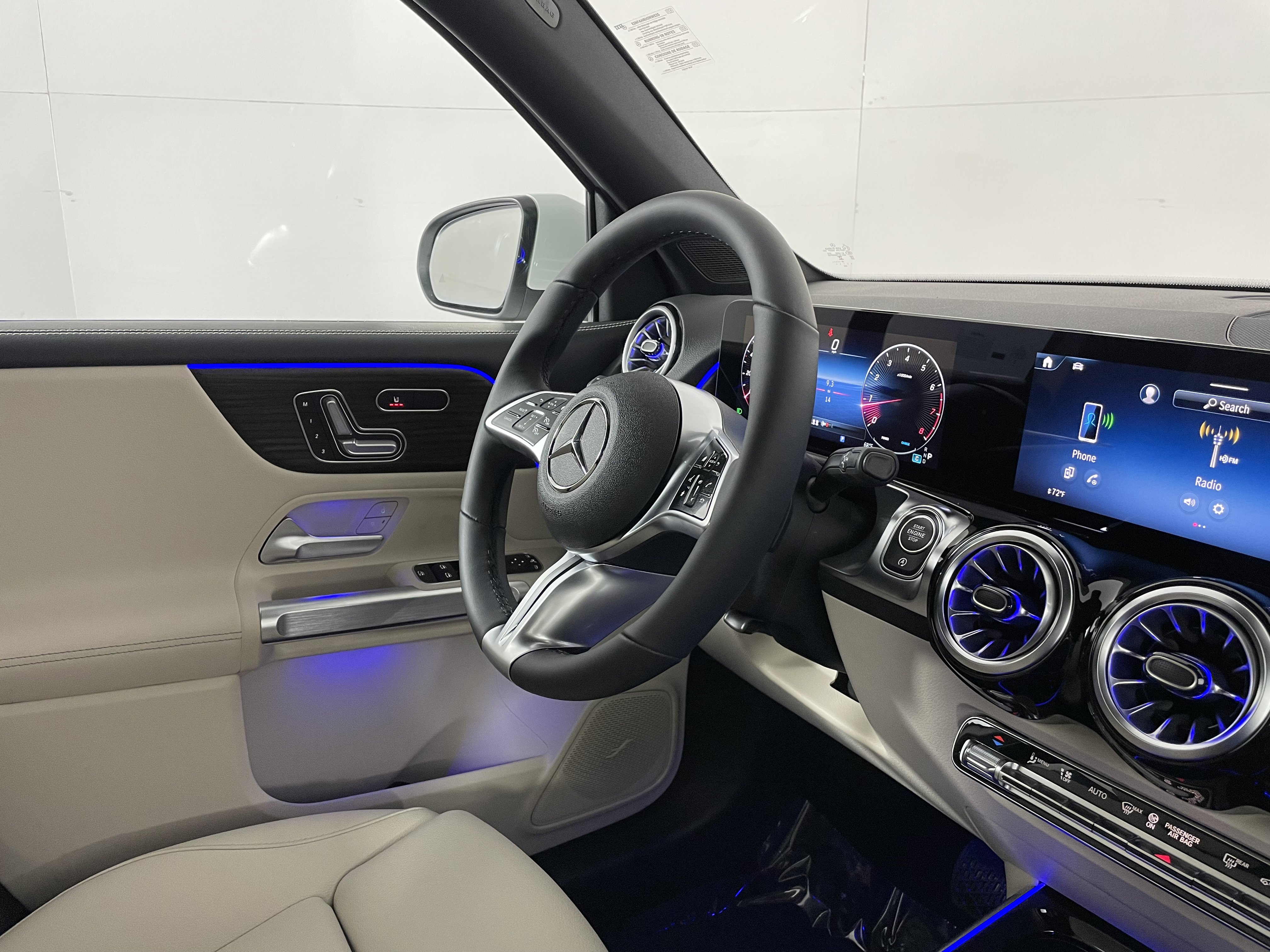 New 2026 Mercedes-Benz GLB 250 4MATIC image 10