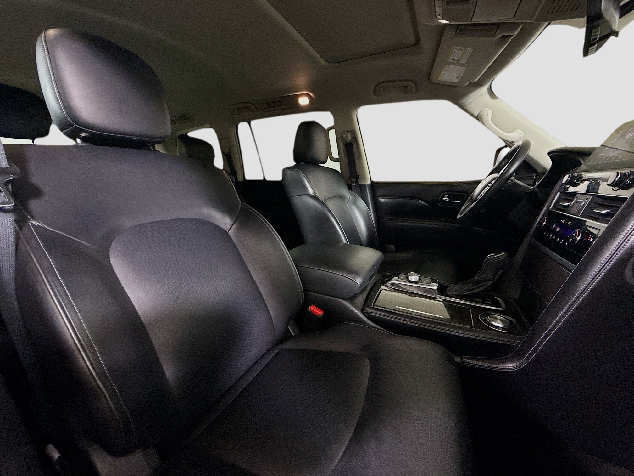 Used 2024 INFINITI QX80 Luxe image 29