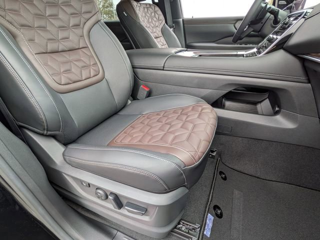 New 2026 Nissan Armada Platinum Reserve image 35