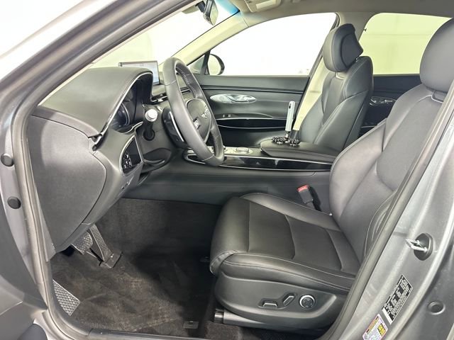 Used 2025 Genesis GV70 2.5T image 11