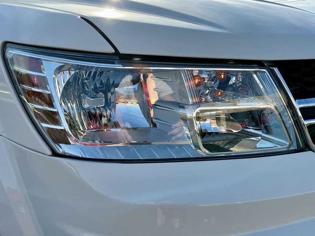 Used 2020 Dodge Journey SE image 8