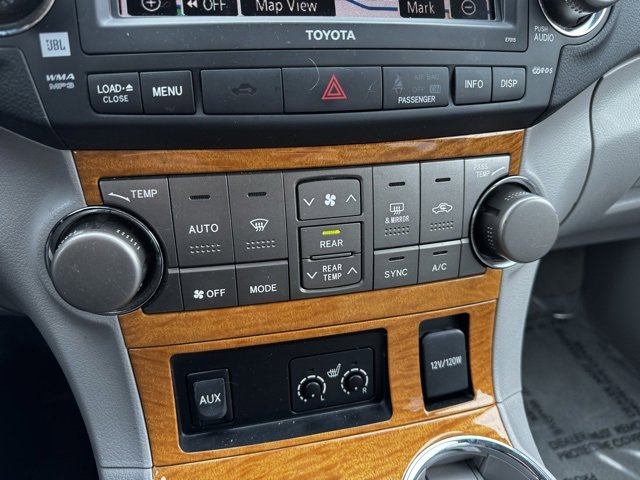 Used 2010 Toyota Highlander Limited image 19