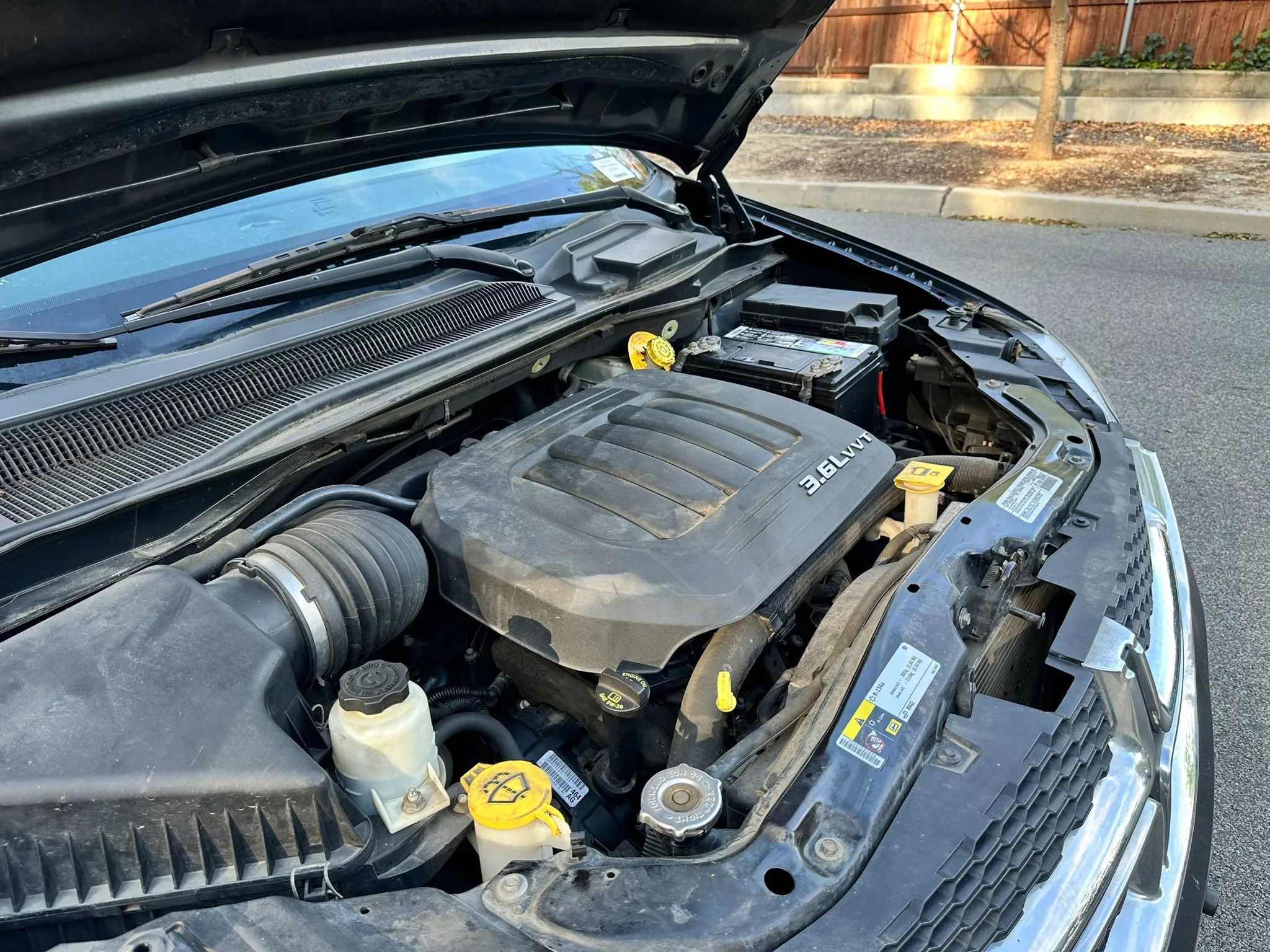 Used 2014 Dodge Grand Caravan SXT image 38