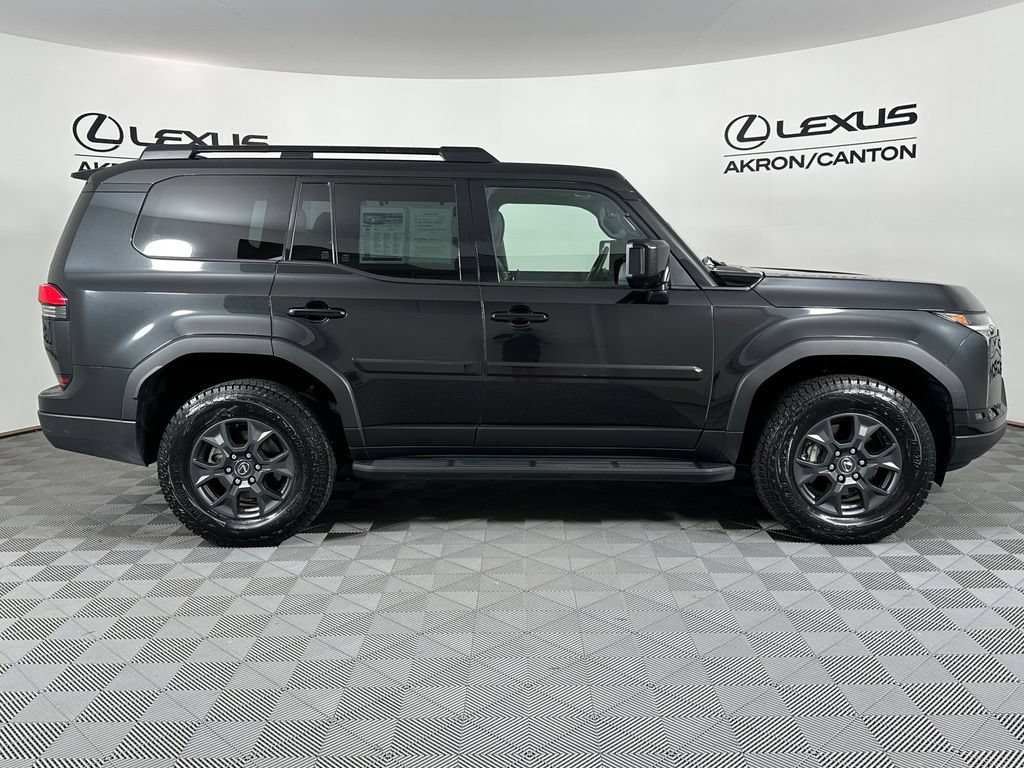 Used 2024 Lexus GX 550 AWD/4WD image 6