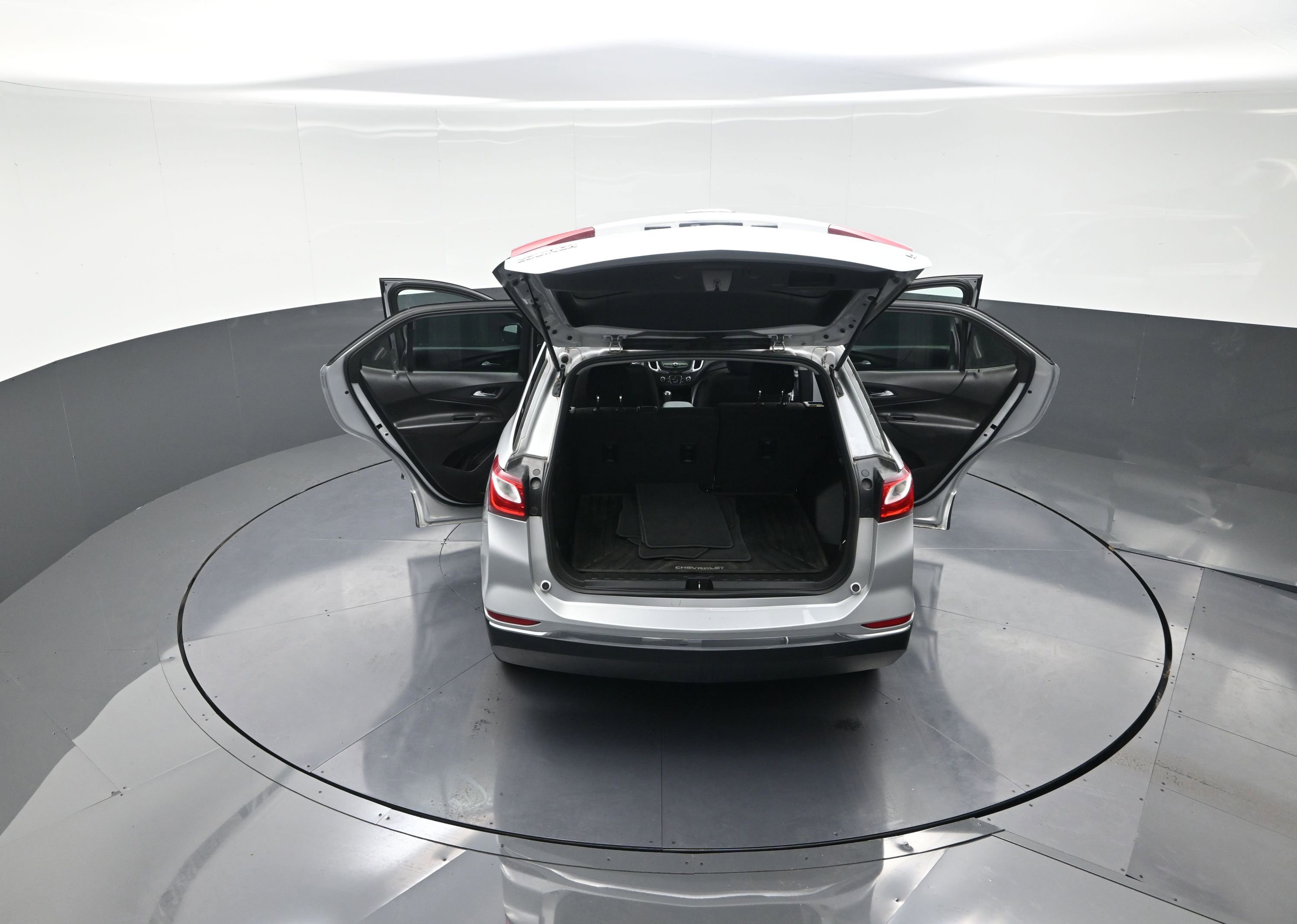 Used 2019 Chevrolet Equinox LT image 12