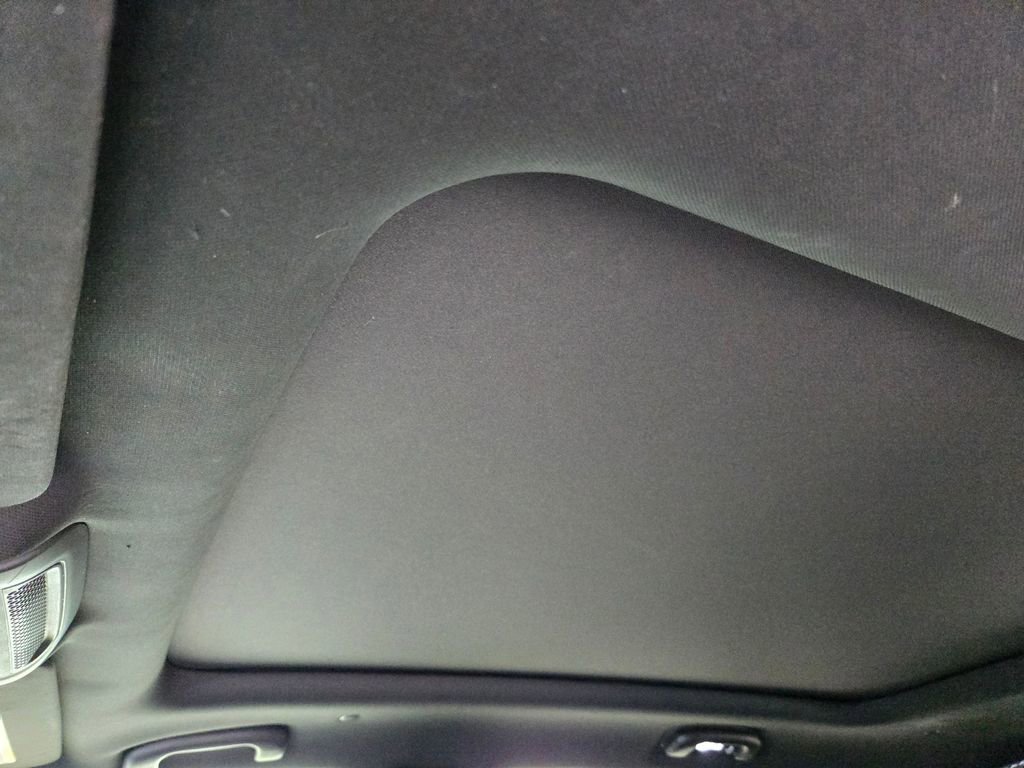 Used 2021 Cadillac XT5 Premium Luxury w/ LPO, Floor Liner Package image 9