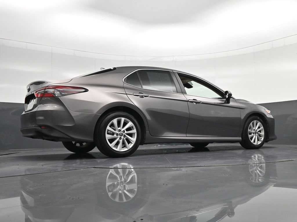 Used 2023 Toyota Camry LE FWD image 30