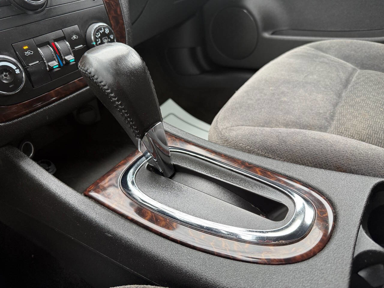 Used 2014 Chevrolet Impala LT w/ LT Sunroof Package image 12