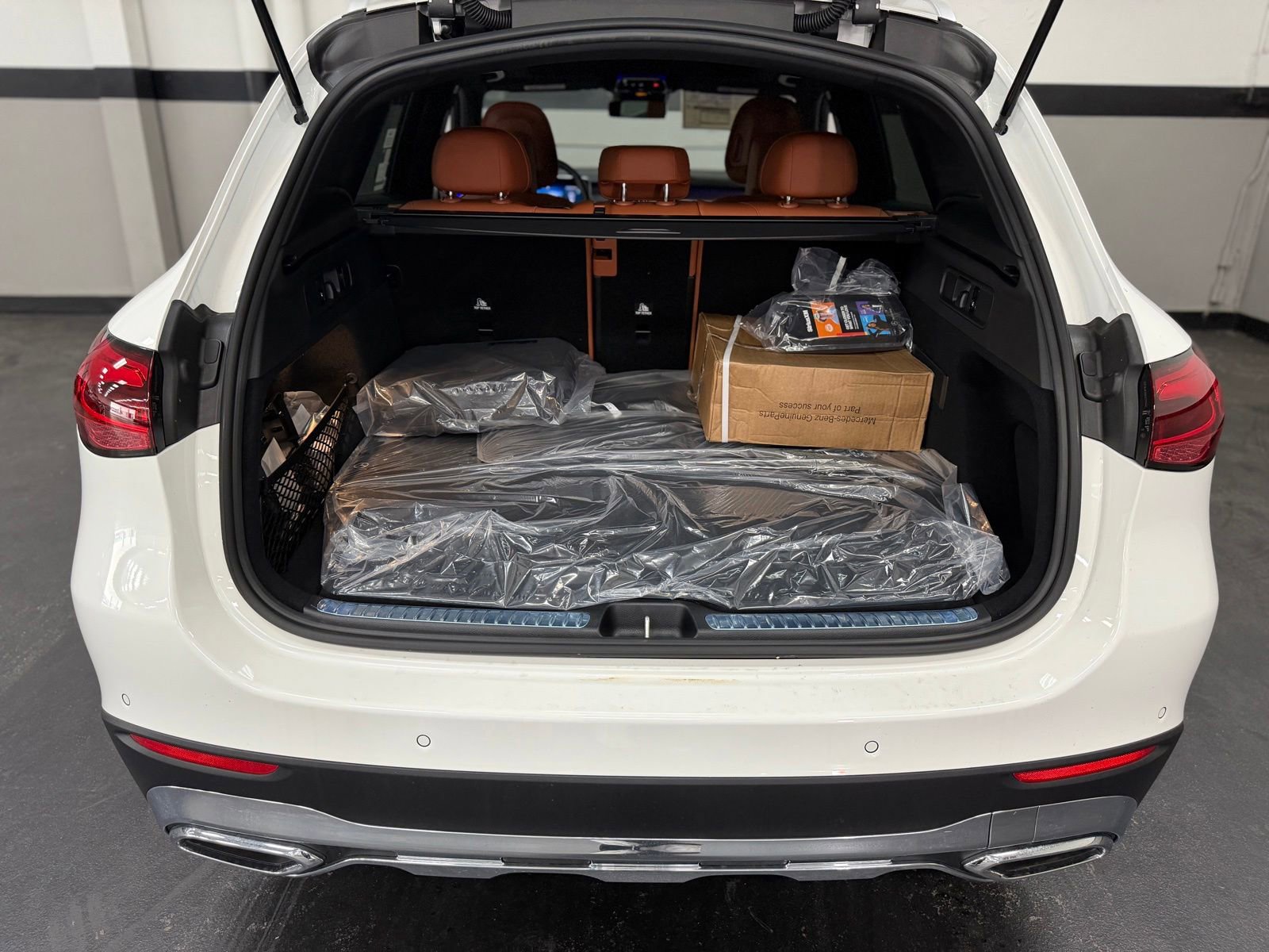 New 2026 Mercedes-Benz GLC 350e 4MATIC image 11