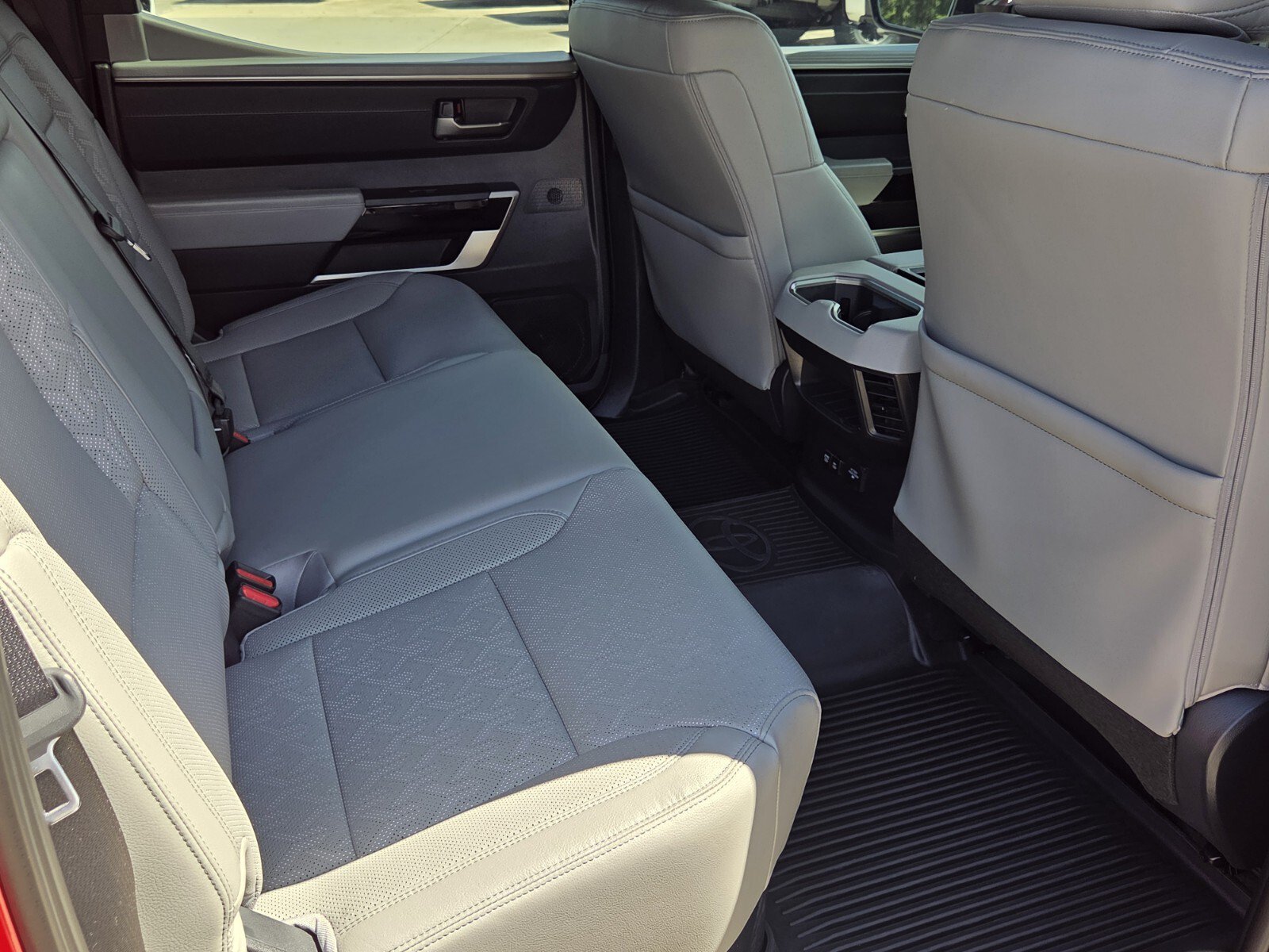 Used 2025 Toyota Tundra Limited RWD image 10