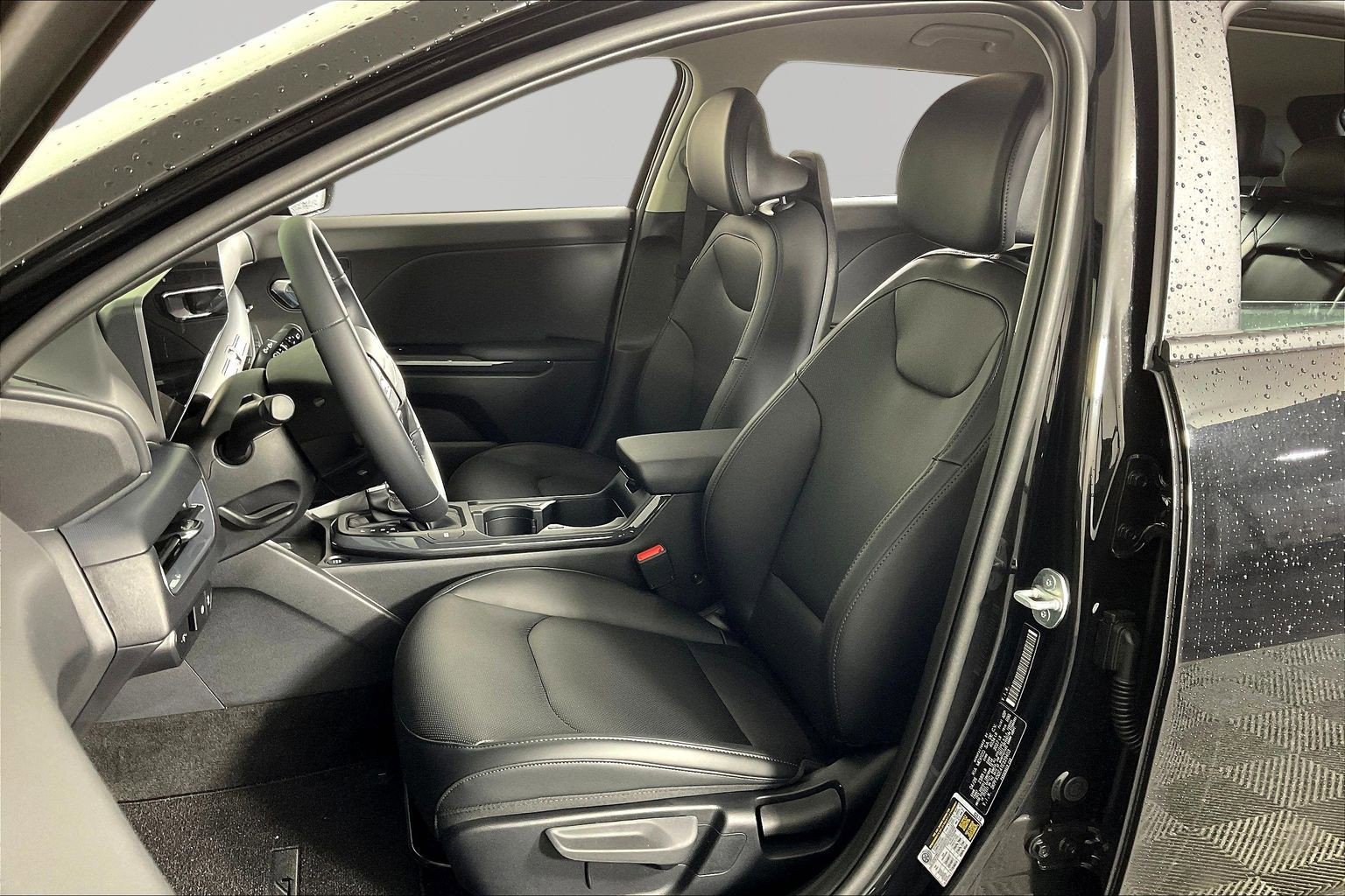 New 2026 Kia K4 EX FWD image 16