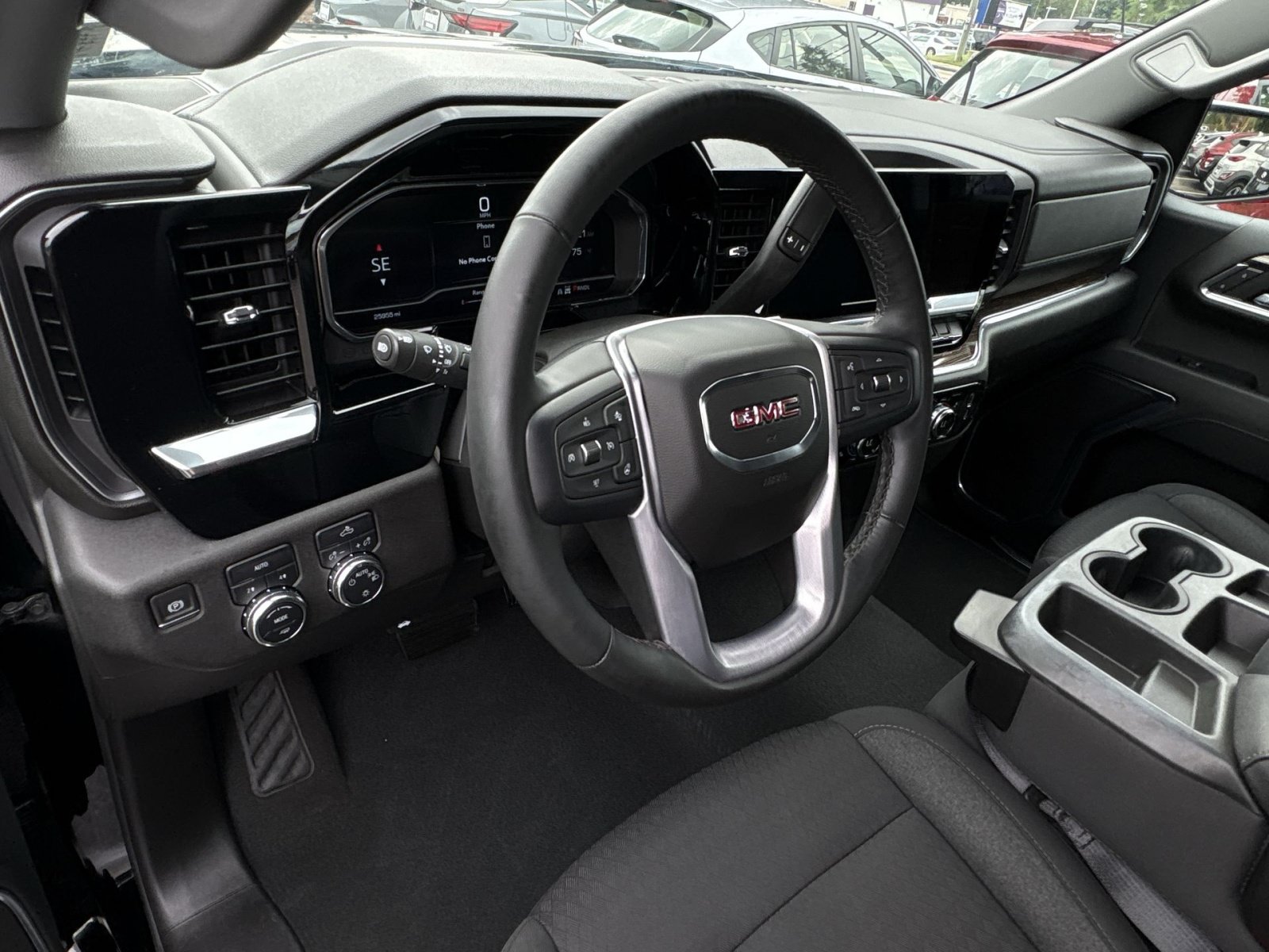 Used 2023 GMC Sierra 1500 SLE AWD/4WD image 16