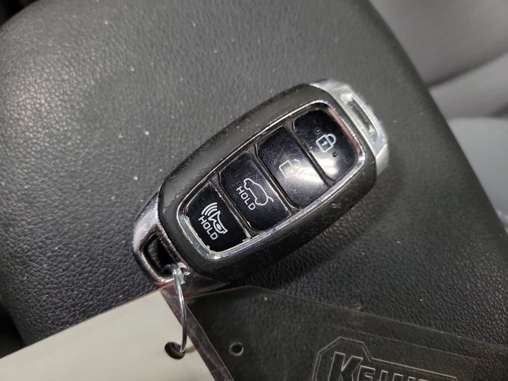 Used 2019 Hyundai Kona Ultimate FWD image 22