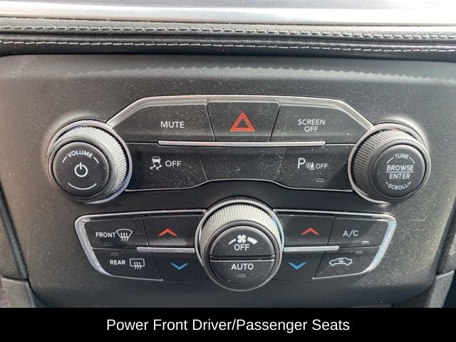 Used 2020 Dodge Charger SXT w/ Plus Group image 18