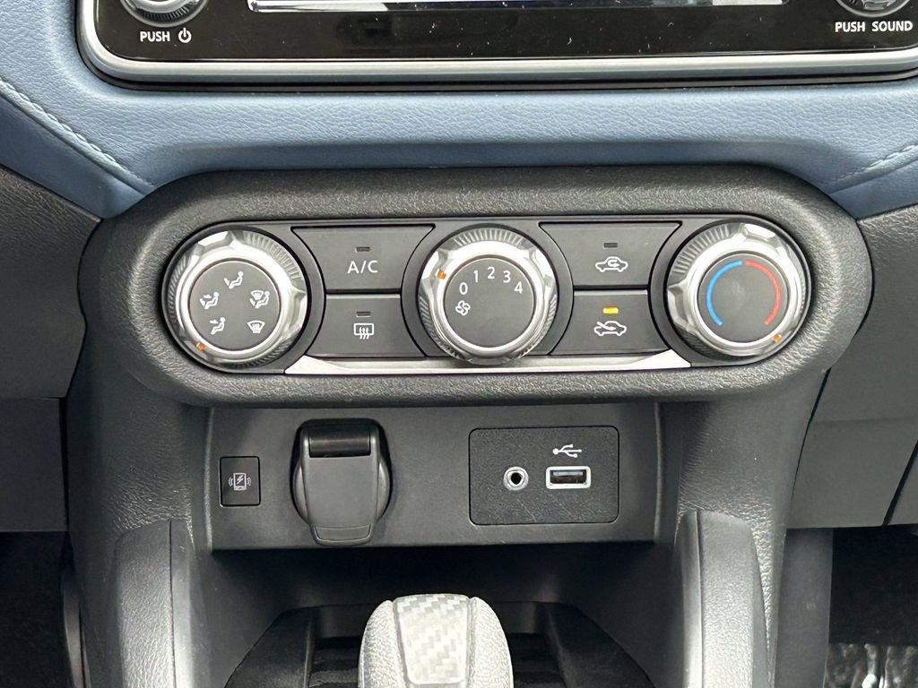 Used 2025 Nissan Versa SV w/ Trunk Package image 14