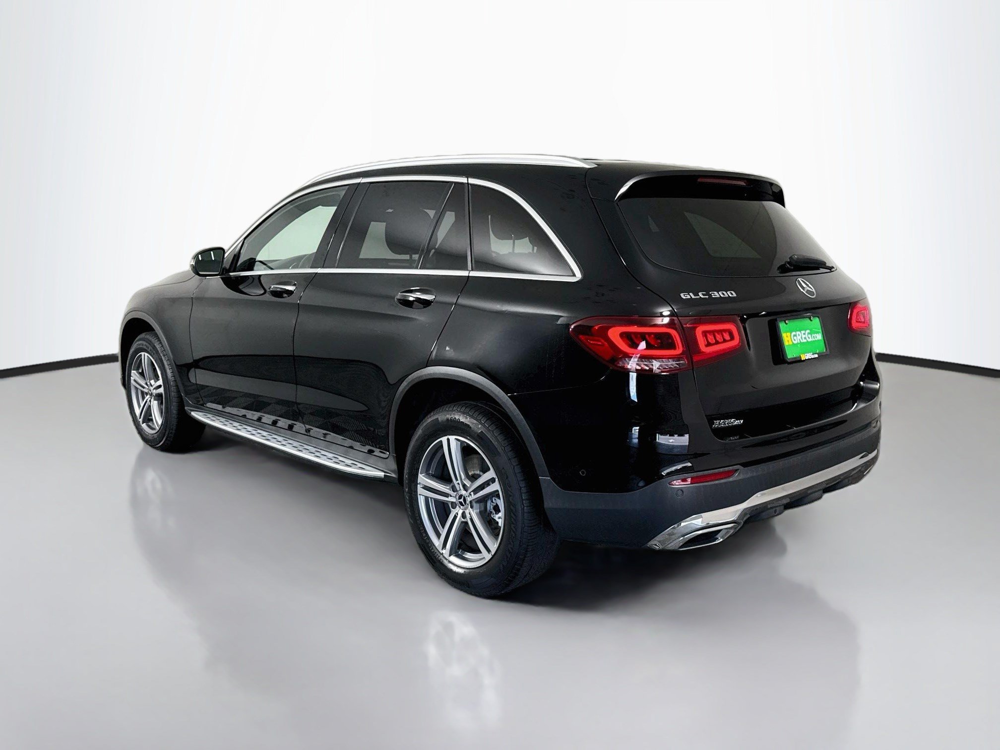 Used 2021 Mercedes-Benz GLC 300 w/ Premium Package image 7