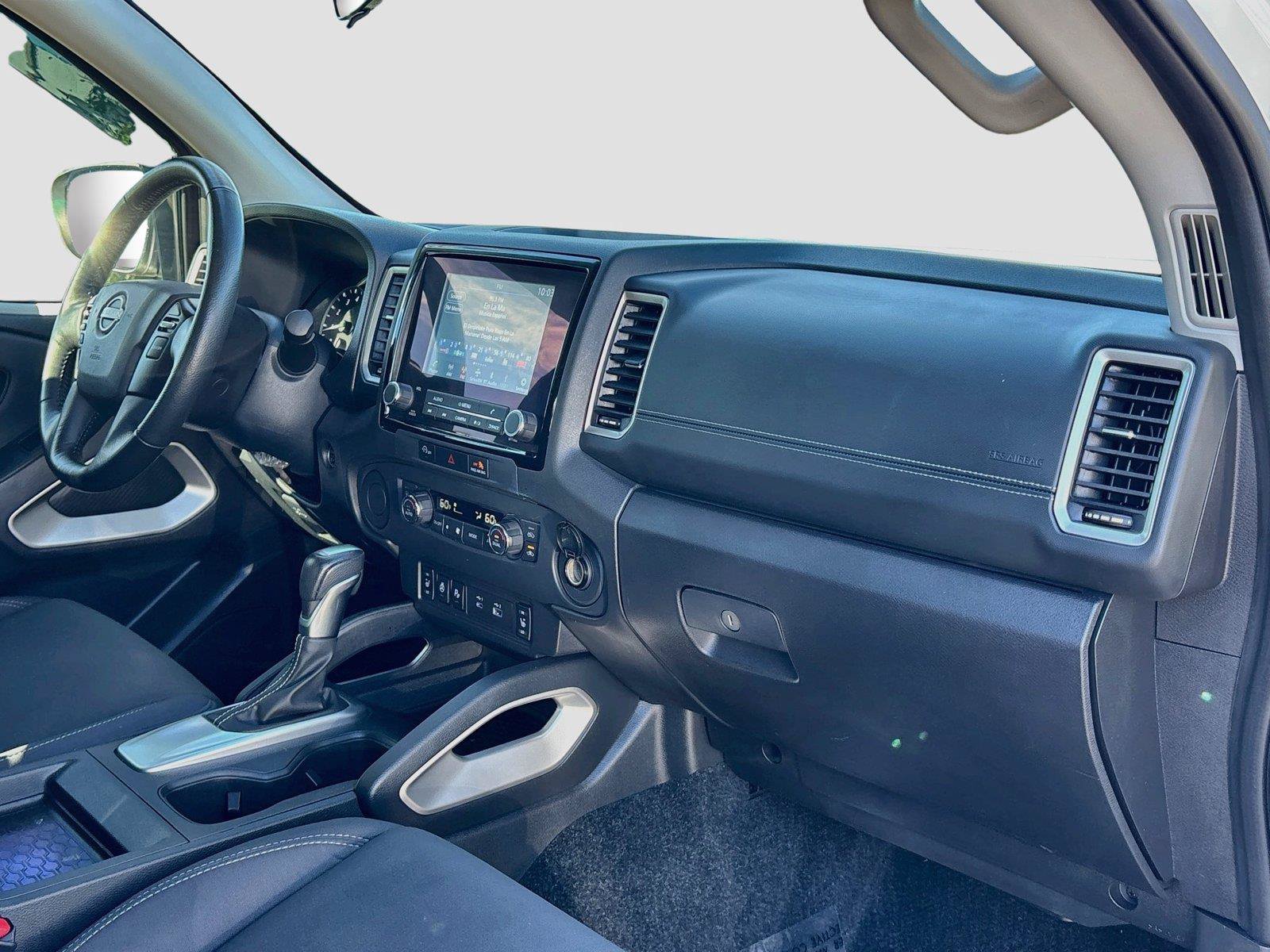 Used 2024 Nissan Frontier SV RWD image 27