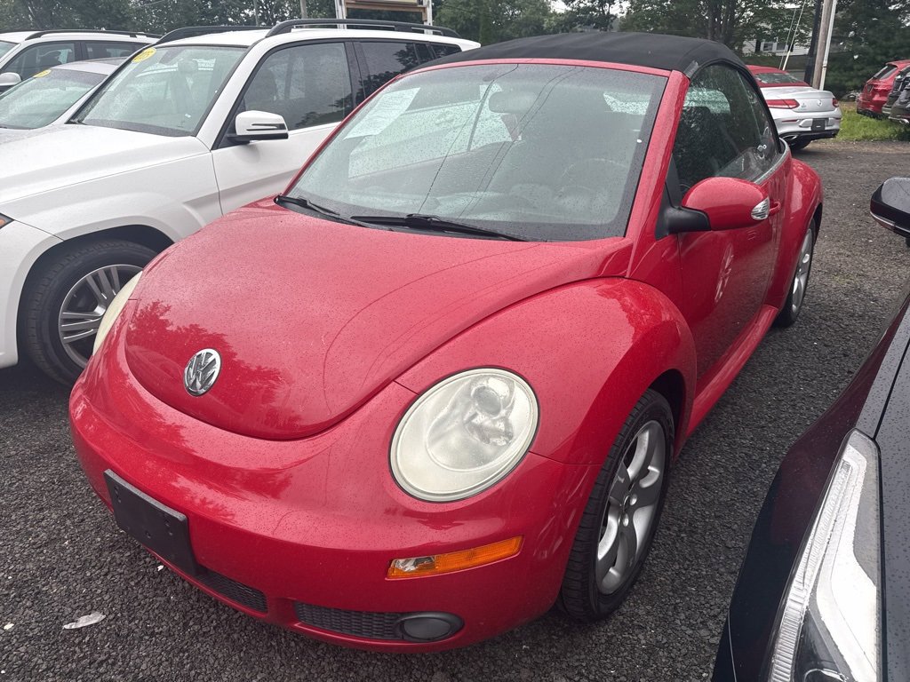 Used 2006 Volkswagen Beetle Convertible w/ Package 2