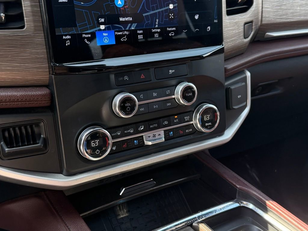 Used 2023 Ford Expedition Limited AWD/4WD image 19