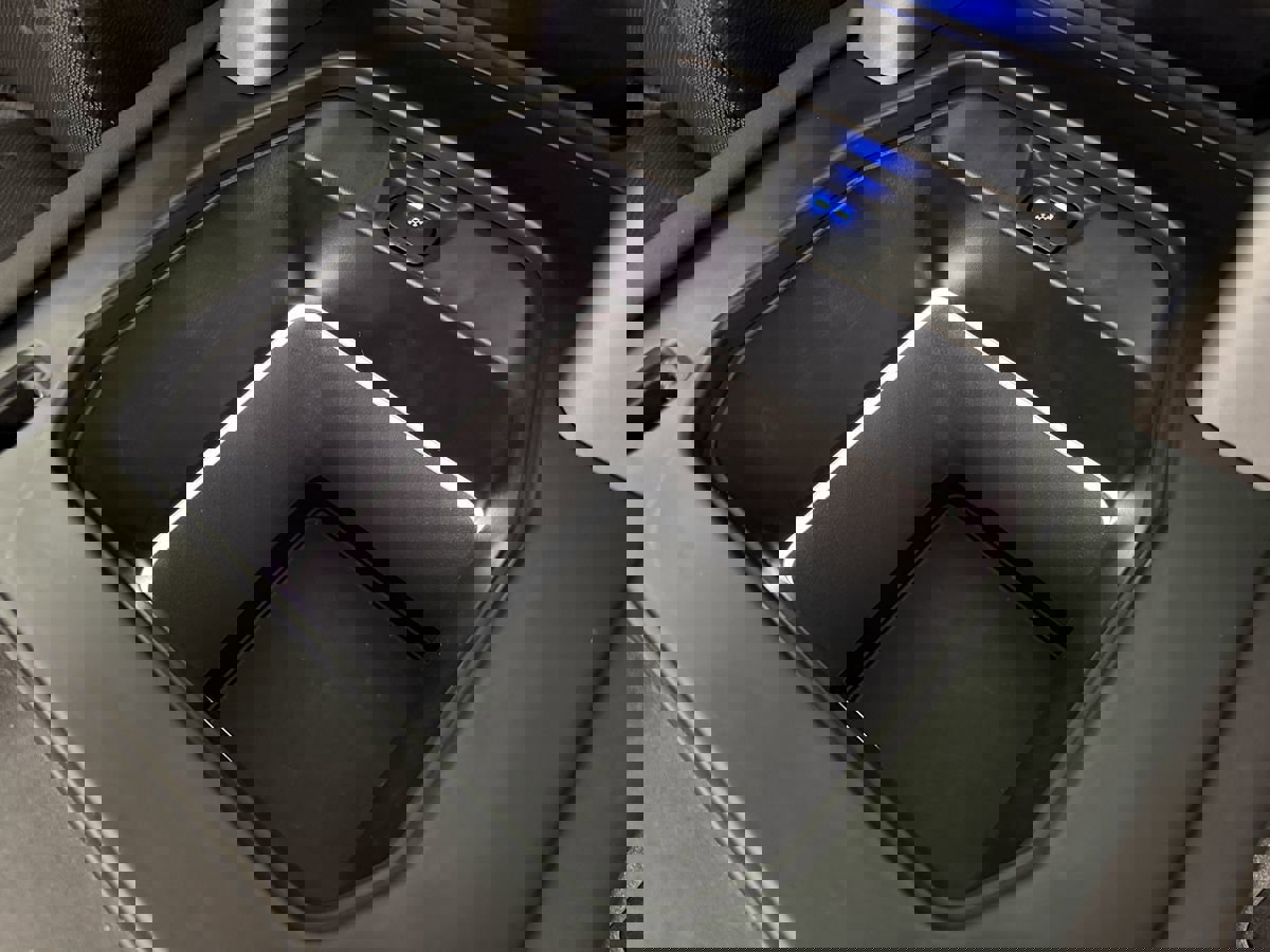 Used 2020 Land Rover Defender 110 First Edition image 49