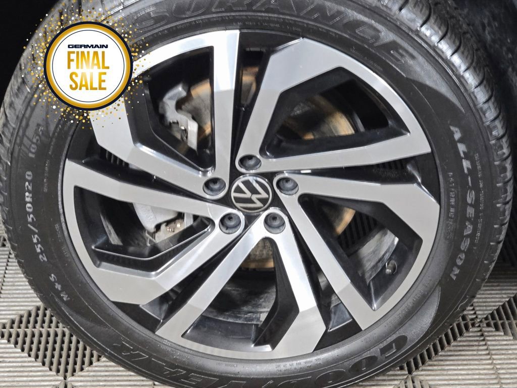 Used 2021 Volkswagen Atlas SEL Premium image 10