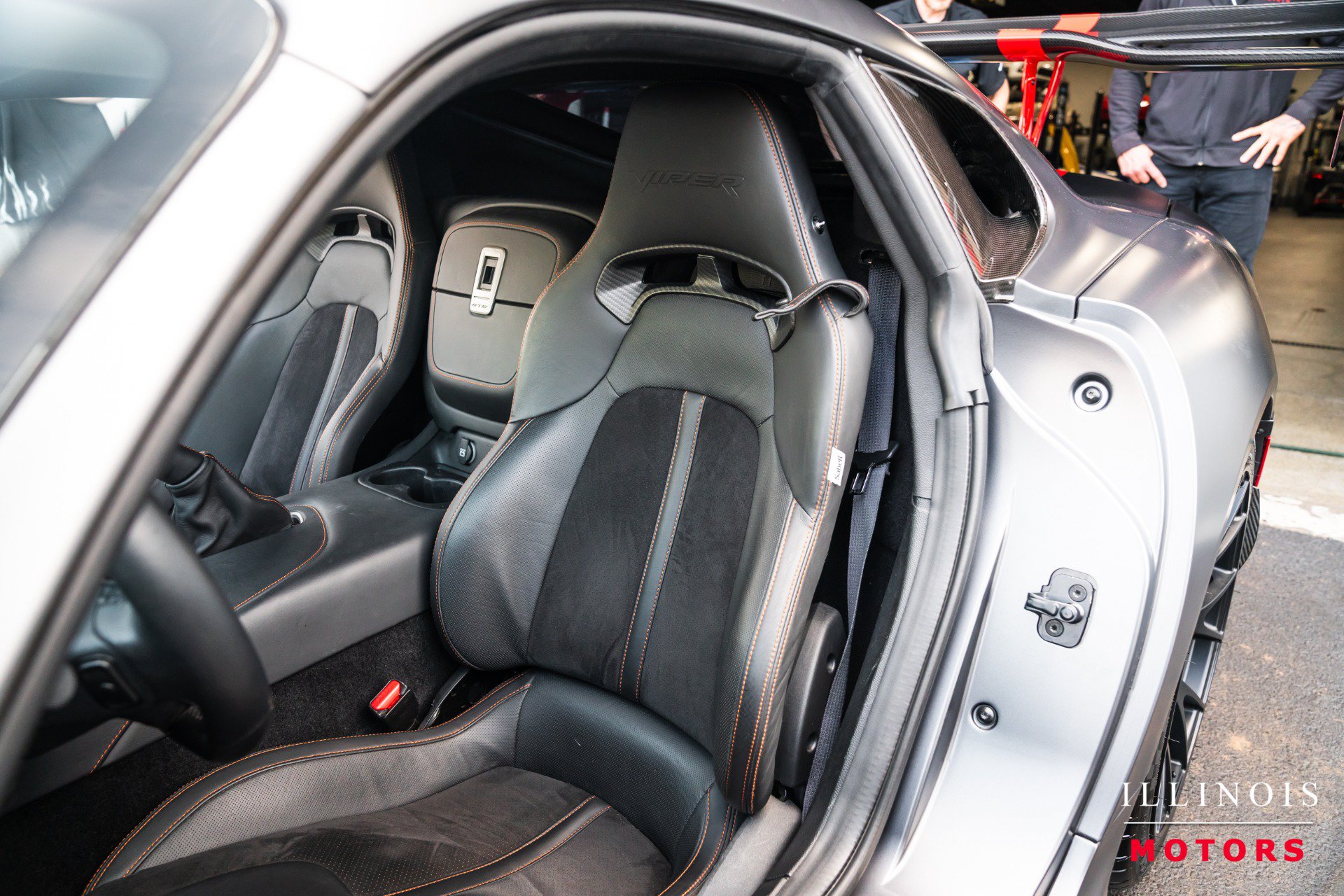 Used 2014 SRT Viper GTS RWD image 19