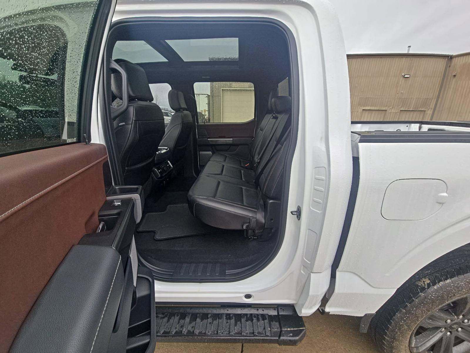 Used 2023 Ford F150 Lariat w/ Equipment Group 502A High image 28