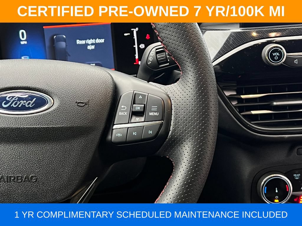 Used 2025 Ford Escape ST-Line Select AWD/4WD image 18