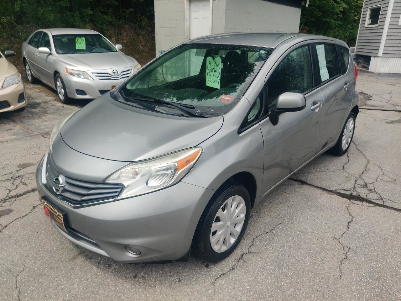 Used 2014 Nissan Versa Note S FWD image 2
