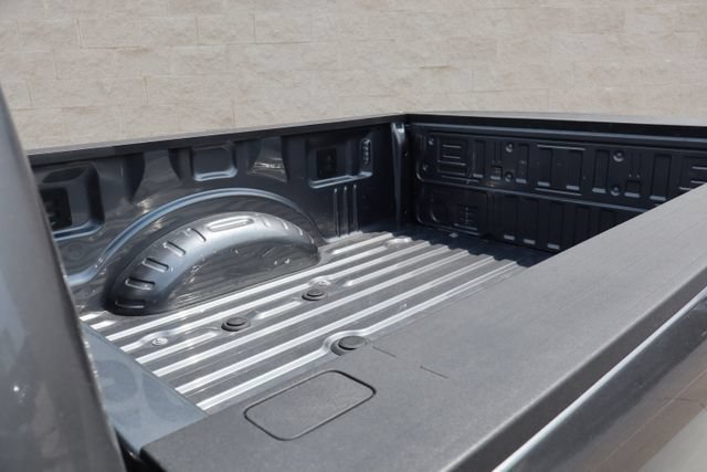 Used 2025 Ford F250 Lariat AWD/4WD image 6