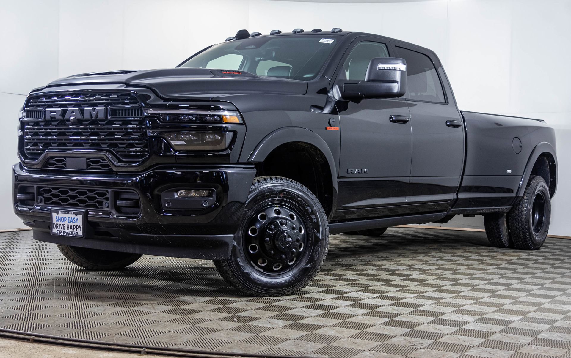 New 2026 RAM 3500 Limited image 2