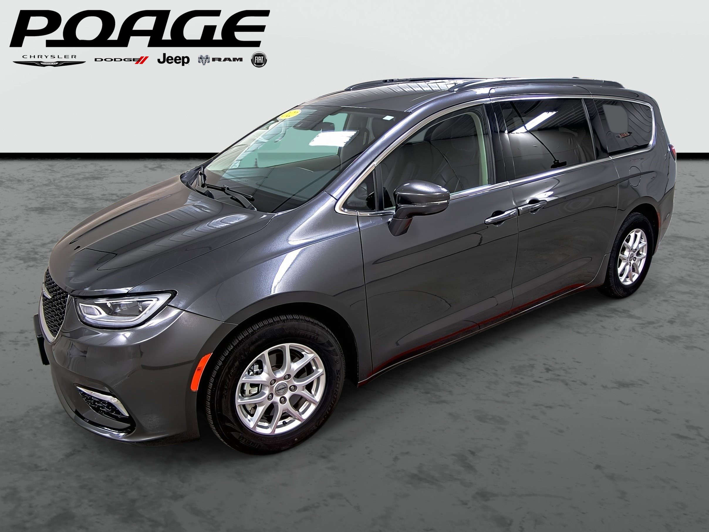 Used 2022 Chrysler Pacifica Touring-L image 1