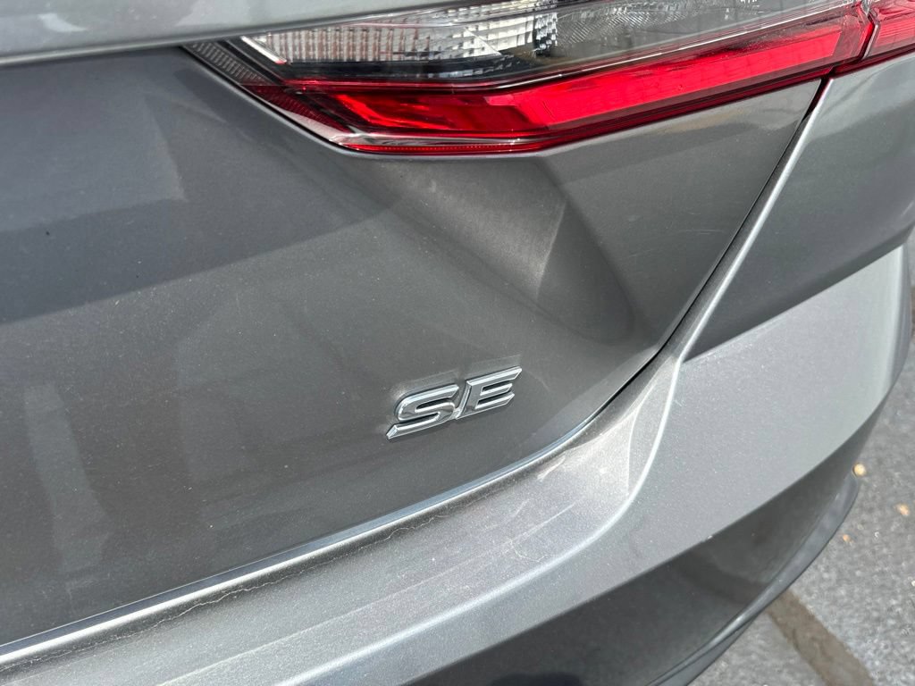 Used 2025 Toyota Camry SE FWD image 33