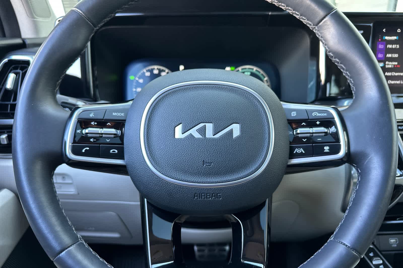 Used 2023 Kia Sorento SX Prestige w/ Panoramic Sunroof Package AWD/4WD image 24