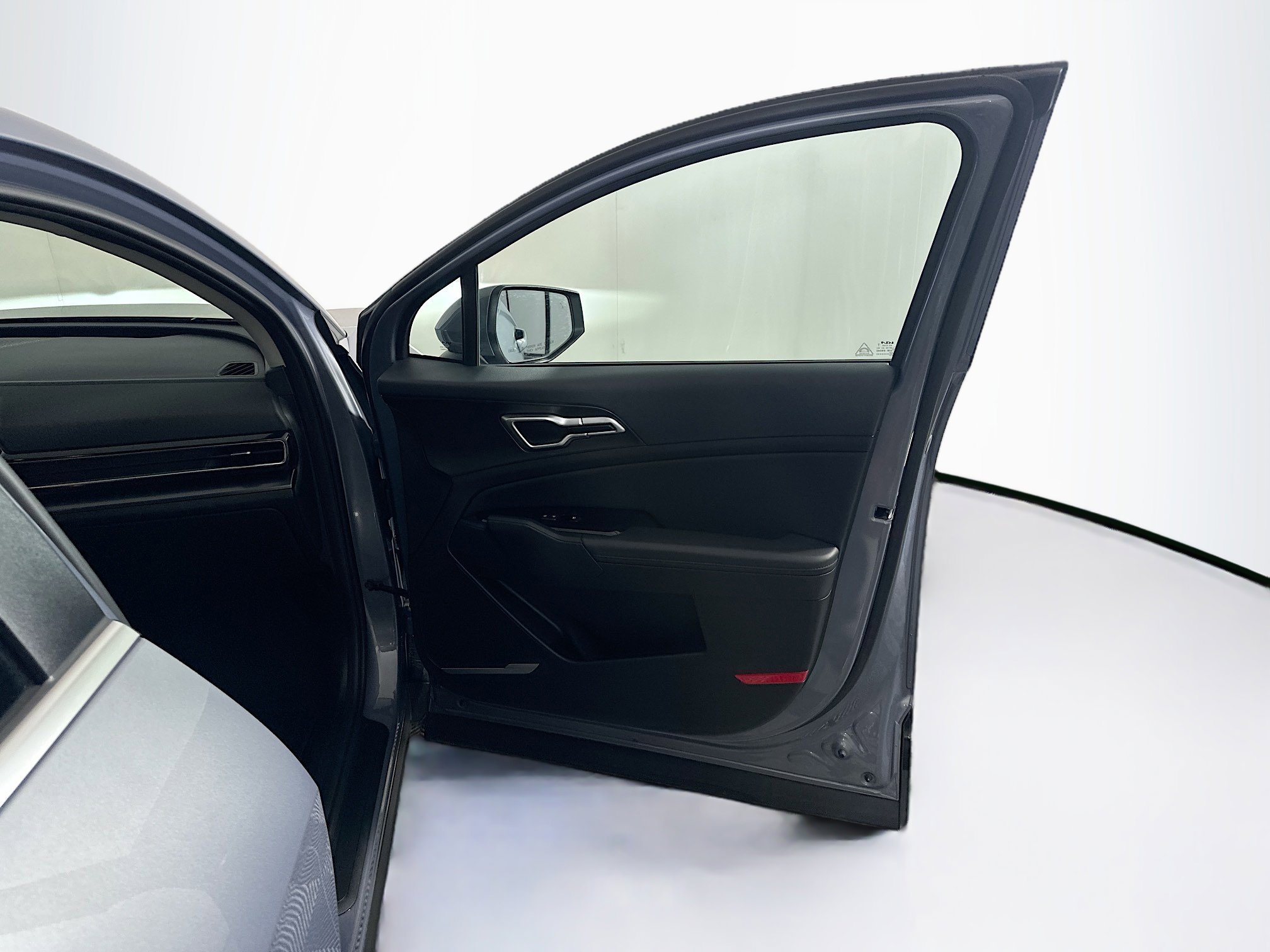 Used 2024 Kia Sportage EX image 33