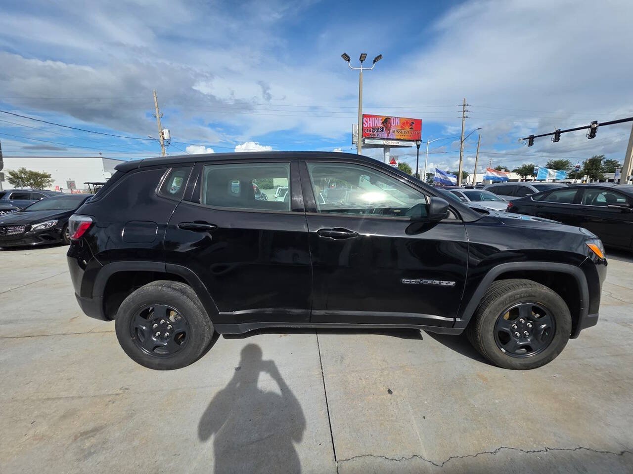 Used 2018 Jeep Compass Sport w/ Tech Group AWD/4WD image 15