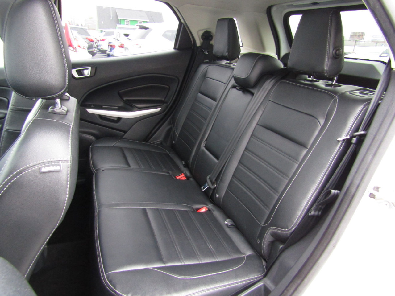 Used 2021 Ford EcoSport Titanium image 21