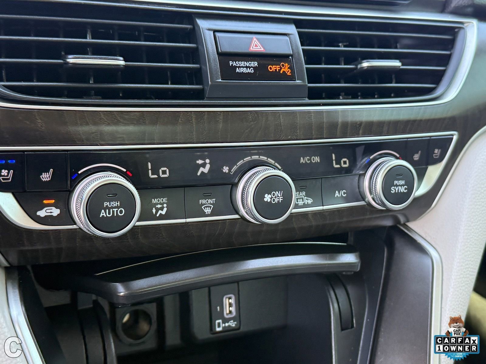 Used 2018 Honda Accord Touring image 25