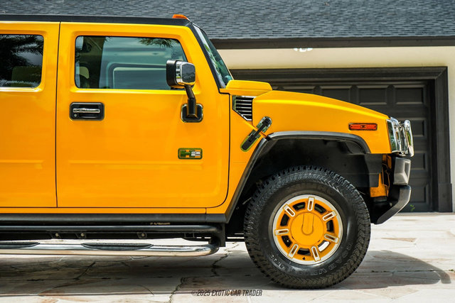 Used 2003 HUMMER H2 w/ Preferred Equipment Group image 11