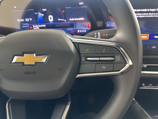 New 2026 Chevrolet Equinox EV LT image 18