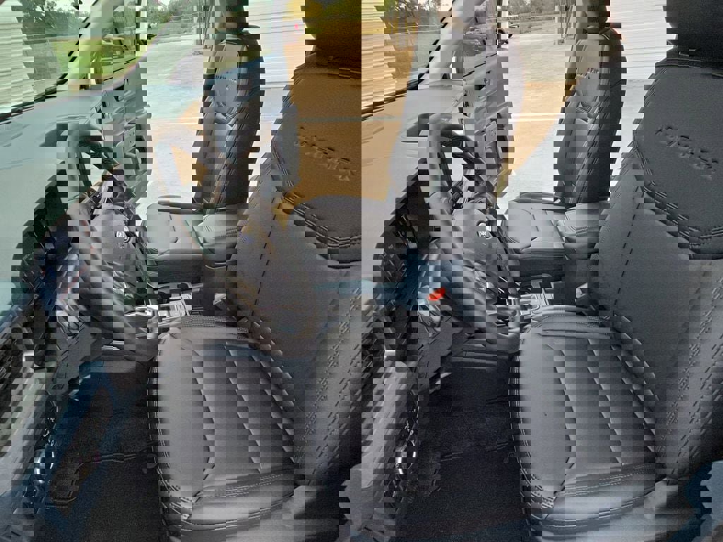 New 2026 Ford Maverick Lariat w/ Black Appearance Package image 20